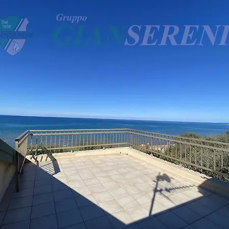 Appartamento 7 Posti Letto Con Accesso Diretto Al Mare - Papi